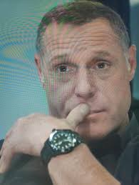 Help to identify watch worn by Hank Voight from Chicago PD TV show :  r/Watches