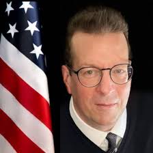 Sometimes in the midst of all the craziness indigenous to the business  world, one just has to hop off the hamster wheel long enough to appreciate  the beautiful nuances in life -