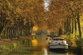 Le Canal Du Midi En Automne Ma Saison Preferee Celle Ou Je Suis Nee Un 7 Octobre Pas Loin De La Moyen De Transport Les Continents Le Canal Du Midi