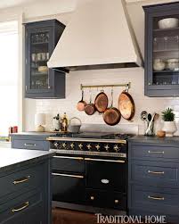 1 557 Likes 35 Comments House Of Jade Houseofjadeinteriors On Instagram This Mixture Of Navy A Manhattan Kitchen Kitchen Remodel Kitchen Cabinet Design
