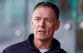 Ex-Rangers forward Iain Ferguson says Jermain Defoe is a 'world-class  striker'