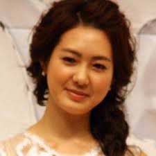 Lee yo won (born 4 april 1980) is an award winning south korean actress popularly known for her recent portrayal of queen seondeok in the drama. Lee Yo Won Bio Family Trivia Famous Birthdays