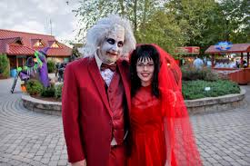 I love beetlejuice the animated series i ship beetlebabes so hard, so you're warned. Beetlejuice Lydia Deetz Cosplay Album On Imgur