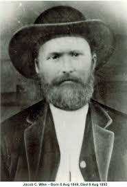 Christopher Wike's Instagram, Twitter & Facebook