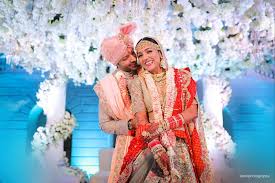 Bollywood singer, neeti mohan exchanged marital vows with manikarnika actor, nihaar pandya on february 15, 2019 in hyderabad. 2019 Bride To Be S Take Inspiration From Neeti Mohan S Bridal Entry
