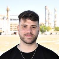 200+ perfiles de «Senra»