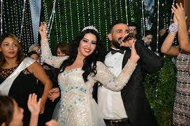 أنا أصلا كنت عايز أغنى بس اتقهرت بسبب أحمد. Ø£Ø­Ù…Ø¯ Ø³Ø¹Ø¯ Ø£Ù…Ø§Ù… Ø§Ù„ÙƒØ¹Ø¨Ø© ÙˆØ³Ù…ÙŠØ© Ø§Ù„Ø®Ø´Ø§Ø¨ ÙÙŠ Ù…Ø±ÙƒØ¨ Ù‡ÙƒØ°Ø§ Ø¸Ù‡Ø±Ø§ Ø¨Ø¹Ø¯ Ø§Ù†ÙØµØ§Ù„Ù‡Ù…Ø§ Ù…Ø¬Ù„Ø© Ø³ÙŠØ¯ØªÙŠ