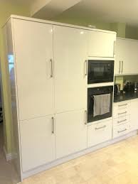 Midsize countertop microwaves cost roughly. Howdens Kitchen With Worktops The Used Kitchen Company