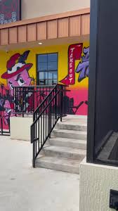 Just wrapped up my B&D Trap Mural (A Texas Style BBQ joint in Fort  Lauderdale! Watching me bust my A$$ in the video 😂