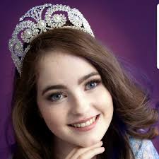 Abbie Freeman's Instagram, Twitter & Facebook