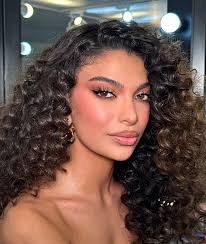 Yara Bazoun Makeup (@yarabazounmakeup) · Instagram 照片和视频