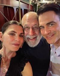 Awww… lovely photo…🥹🥹 Julianna and Keith and her benefactor Tom.💞 📸:  @sonofsicilia Thanks for sharing such a lovely photo, Tom!!❤️  #juliannamarguiles #keithlieberthal #er #carolhathaway #thegoodwife  #aliciaflorrick #themorningshow #laurapeterson ...