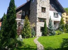 Superzaur împarte flori și zâmbete de 8 martie. Los 10 Mejores Hoteles Cerca De Dino Parc RaÈnov Rumania