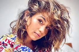 Nanda costa começou nas novelas em 2006, em cobra & lagartos, depois a carreira da atriz foi ganhando forma com atuações em filmes. Nanda Costa Fala Da Reta Final De Amor De Mae E De Lahn Lan Patricia Kogut O Globo