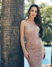 Lucinda Nicholas Net Worth Age Family Boyfriend Biography And More Among the 18 contestants, lucinda nicholas has already got herself noticed. lucinda nicholas net worth age family