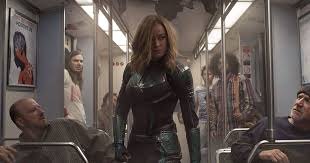И у marvel, и у dc был супергерой по имени капитан марвел. Movie Review Captain Marvel 2019