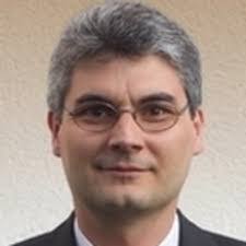 Alexander Reitz's Instagram, Twitter & Facebook