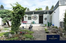 Ob privat oder immobilienmakler, bei uns findest du dein passendes haus oder wohnung direkt in der umgebung! Haus Zum Verkauf Habichtweg 18 79110 Freiburg Landwasser Mapio Net