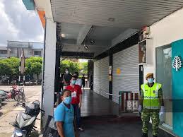 Jabatan akauntan negara penang institut pendidikan guru kampus tuanku bainun institut pengajian tinggi in english ipu jerebu di sarawak ipu jerebu terkini 2019 international marketing and net waktu solat di bintulu. Orang Ramai Serbu Bsn Bintulu