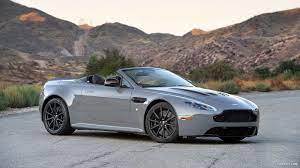 Aston Martin V12 Vantage S Roadster Hd Wallpaper Aston Martin V12 Vantage Aston Martin V12 Aston Martin Vantage