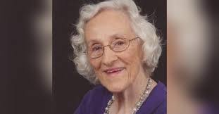 Sally Hinkle's Instagram, Twitter & Facebook