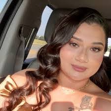 Crystal Olivares's Instagram, Twitter & Facebook