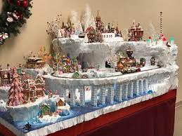 35 Stunning Christmas Village Display Ideas For Home Decoration Christmas Village Display Diy Christmas Village Diy Christmas Village Platform