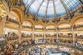 Ses résultats restent toutefois positifs notamment grâce à l'ouverture de ses magasins le dimanche. Le Plaidoyer De L Union Du Grand Commerce De