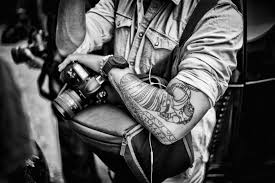 5 Reasons Why Photographers Are Exceptionally Attractive Photographer Quotes Tattoo Styles Life Photography