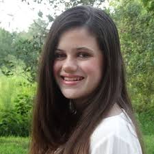 Janet Perugini's Instagram, Twitter & Facebook