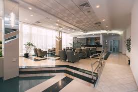 Baile felixi kuumaveeallikad on vaid mõneminutilise jalutuskäigu kaugusel. Hotel Nufarul Baile Felix Romania