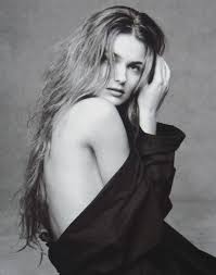Hi everyone and welcome to my new page! When Supermodels Ruled The World Paulina Porizkova By Patrick Demarchelier 1990