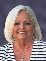 Jewel Vickers's Instagram, Twitter & Facebook