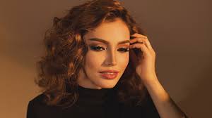 Maftunkor ELINA Stilist @komoliddinnizomov Dizayner @shaakhzodaa_shoop  fotograf: @isfandiyor