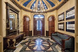 Wsj The New Price Of Luxury Http Www Wsj Com Articles The New Price Of Luxury 1429796883 Entry Foyer Vestibule Luxury