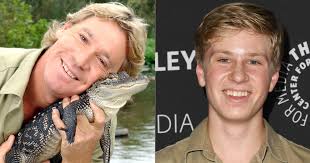 Stephen robert steve irwin was born on february 22nd, 1962, in essendon, victoria, australia. Steve Irwin Son Steve Irwin S Son Shares Heartwarming Photo Feeding The Same Crocodile As His Dad 15 Years Apart Cbs News