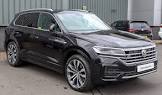 VOLKSWAGEN-TOUAREG