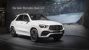 2020 Mercedes Benz Gle Throws A Party Ahead Of Paris Debut Top Speed Mercedes Benz Gle Mercedes Suv Mercedes Benz Suv