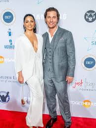 Official twitter page of matthew mcconaughey and the just keep livin' organization. Matthew Mcconaughey On His Full Life With Wife Camila People Com