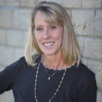 Tammy Holder's Instagram, Twitter & Facebook