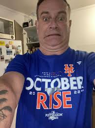 My new shirt finally came in the mail I figured some people would be able  to appreciate it. 💙❤️