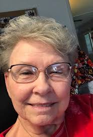 What are the requirements for renewing a license at the DMV with divorce  papers in Texas?