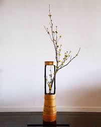 186 likes 0 comments keishu ekkktkrk on instagram ikebana ikebanaflowers ig japan ig flowers bamboo wabisabi japanart classi ikebana vase decor