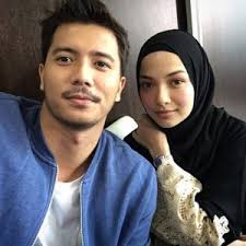 Keserasian mereka dalam drama hingga tercetus fenomena #lofattah. Biodata Pelakon Fattah Amin Suri Hati Mr Pilot Encikshino Com