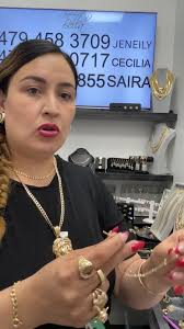 Joyeria Bella was live.