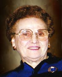 Millie Frank's Instagram, Twitter & Facebook