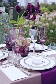 How Elegant Is This Purple Table Setup Urquidlinens Purple Table Settings Wedding Table Settings Beautiful Table Settings