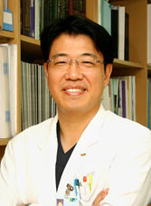 Jae Chul Lee교수. Jae Chul Lee. Position: Medical Doctor, Orthopedic Surgeon, Professor; Specialty: Spondylopathy; History: ◆ Medical School - upload_6392c4c7_129cf367bcd__8000_00002385