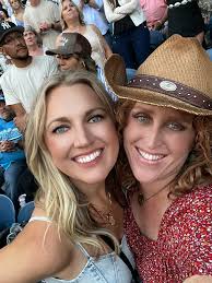 Molly Lange (@mollylangerealty) • Instagram photos and videos