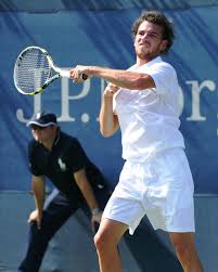 Alessandro mannarino, noto artisticamente solo come mannarino, (roma, 23 agosto 1979) è un cantautore italiano. File Adrian Mannarino At The 2010 Us Open 02 Jpg Wikimedia Commons